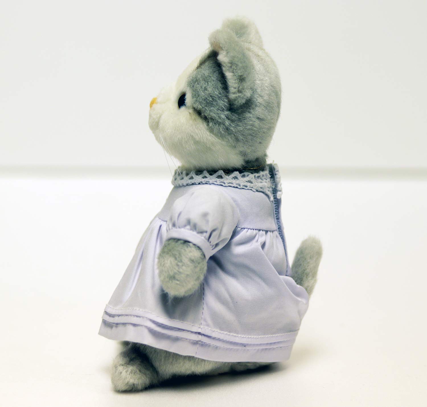 Amazon.co.jp: 吉徳 PETER RABBIT (ピーターラビット) ぬいぐるみ